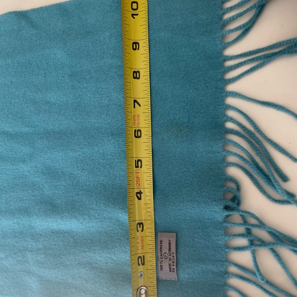 Cashmere Scarf - Picture 4 of 6